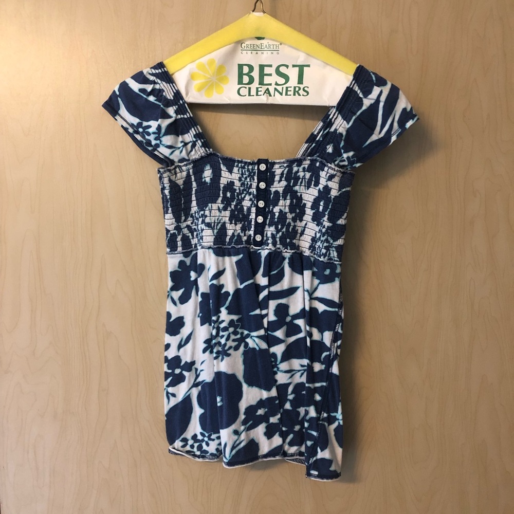 Abercrombie & Fitch Top